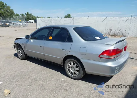 2002 Honda Accord 2.3 Se z USA, uszkodzony, nr VIN JHMCG56772C012320